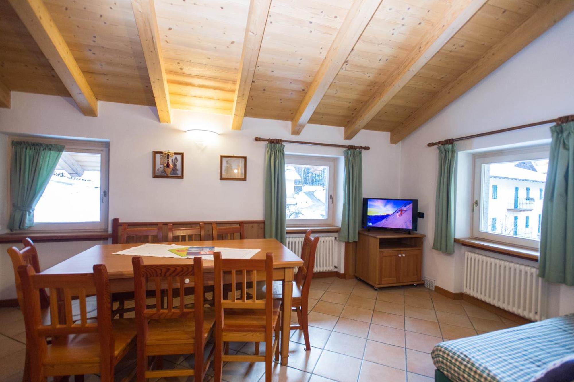 Casa Tomaselli Aparthotel Pellizzano Eksteriør bilde